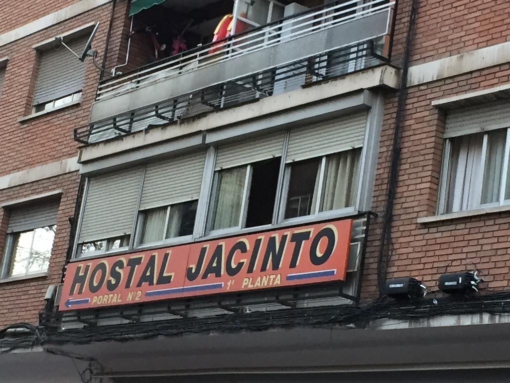 Hostal Jacinto Alcalá de Henares Zewnętrze zdjęcie